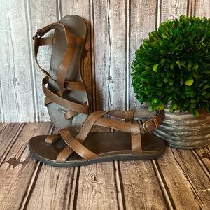 Olukai Women’s Leather Brown Upena sandals 7